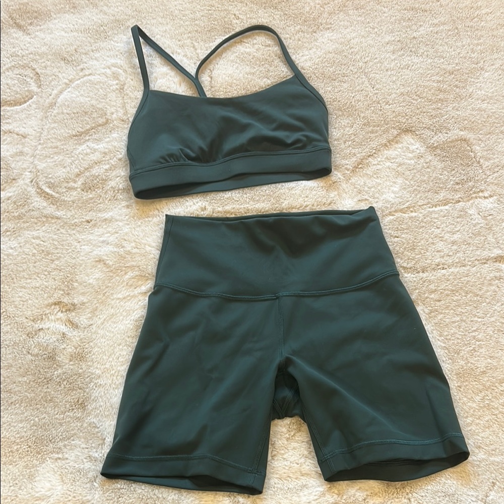 LULULEMON Sports Bra and Shorts Set excellent condition